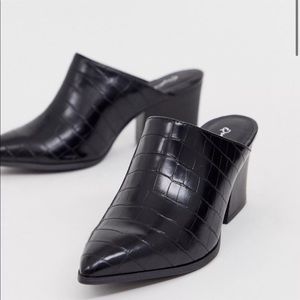 Qupid Crocodile Mules
